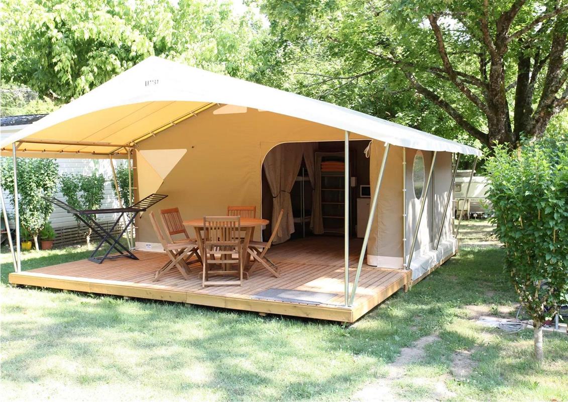 Camping Sarlat Camping 3 Etoiles Dordogne Perigord